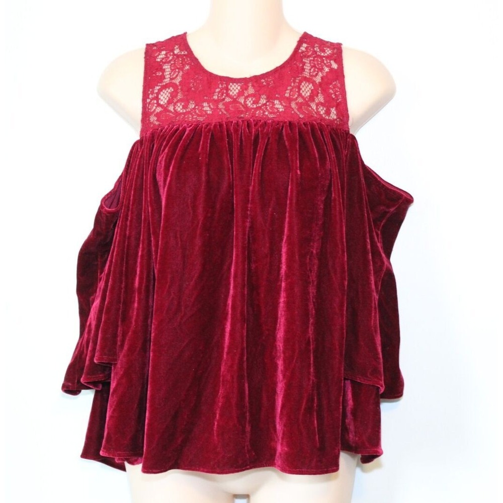 ✨2/$20 NWT Miss Me Cold Shoulder Crushed Velvet Lace Blouse Small Dark Romantic - Picture 10 of 11